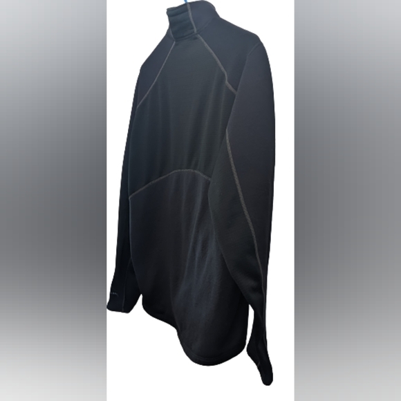 EUC REI black 1/2 zip front left vertical zip pocket with earphone hole pullover - Picture 9 of 16